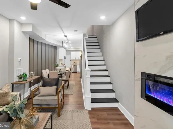 1122 N Bond St, Baltimore, MD 21213