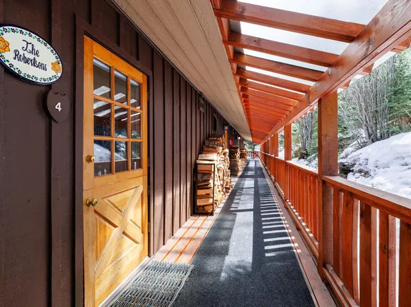 35 Firehouse Rd, Taos Ski Valley, NM 87525