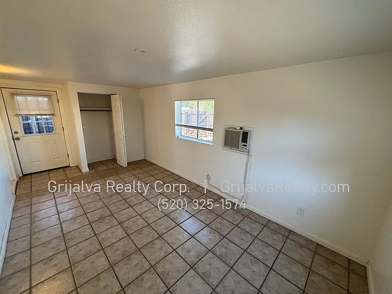 3001-3015 E La Madera Dr — Photo 10