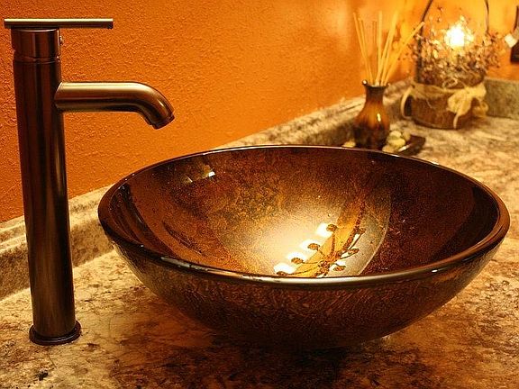 Sink in upstairs bathroom