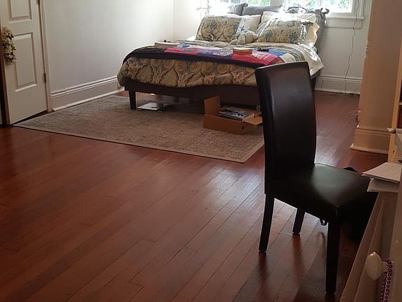 4th image of 2411 Napoleon Ave