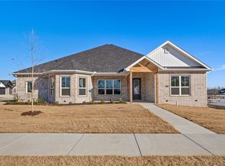 1820 Shepherd Blvd, Centerton, AR 72719