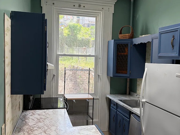 605 Mahantongo St #1 — Photo 9