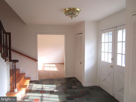 2nd image of 8648 Woodward Ave