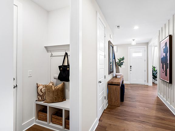 4th image of 5201 Boylston Dr