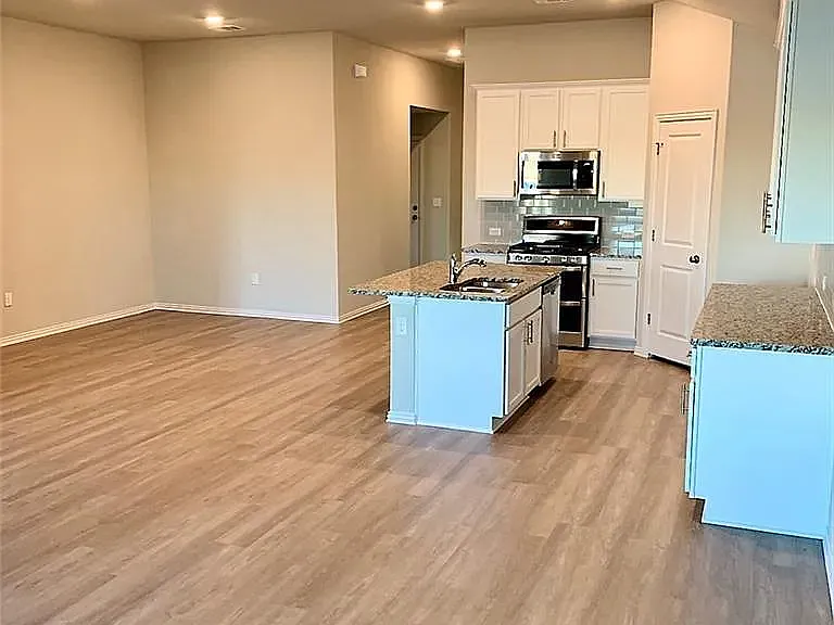17320 Crowndale Dr — Photo 20