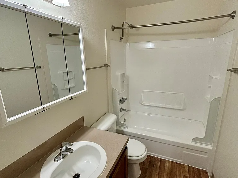 Gardenbrook Apartments — Photo 80