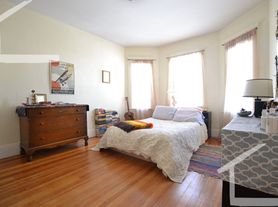 48 Easton St, Allston, MA