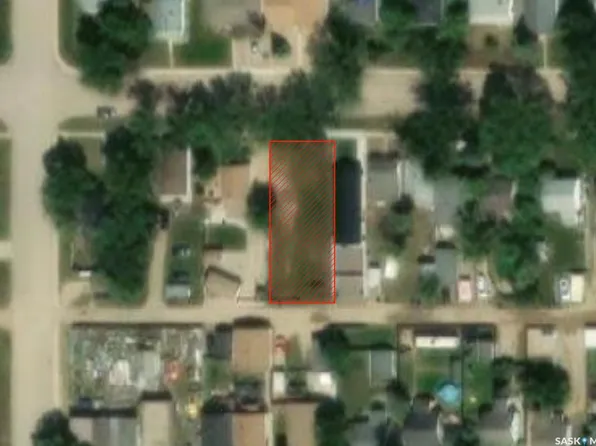 729 Hochelaga STREET E, Moose Jaw, SK S6H 0P9