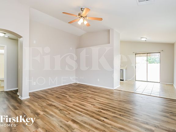3rd image of 6698 E Haven Ave