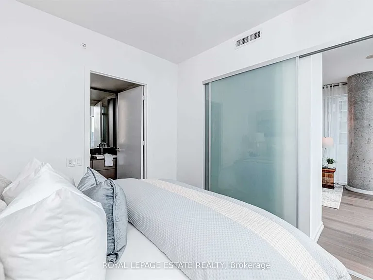 101 Peter St #1709 — Photo 11