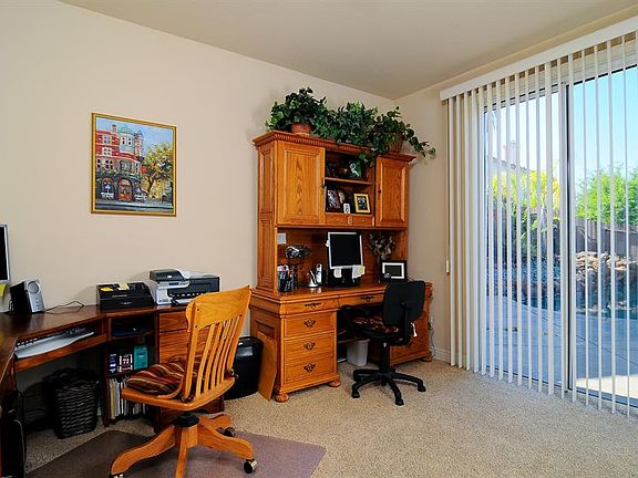 4th image of 1945 Tarbolton Cir