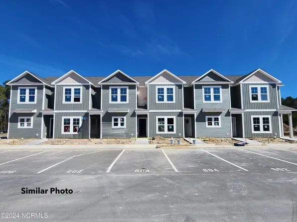 203 Loren Rd, Hubert, NC 28539