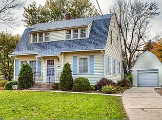 1011 N Howard St, Indianola, IA 50125