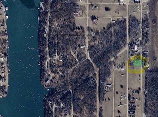 57 Clark Rd, Mapleton, KS 66754