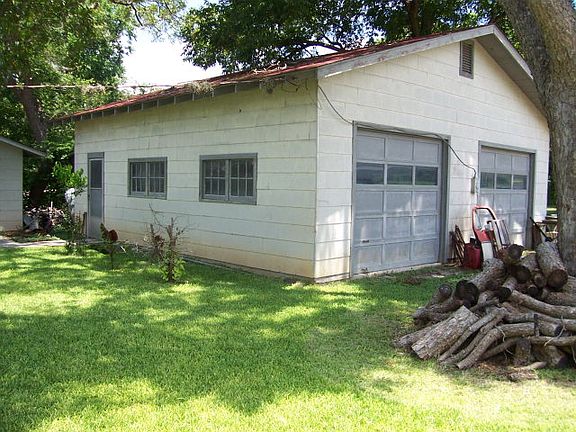 5th image of 1526 Arndt Rd