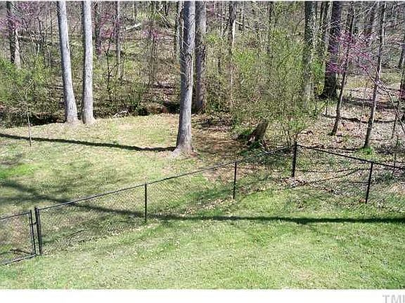 3rd image of 514 Hill Ln