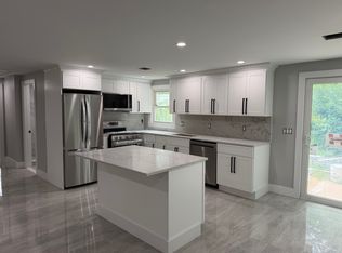 701 Vfw Pkwy, West Roxbury, MA 02132
