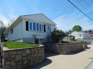 106 Cornwall St, Providence, RI 02908