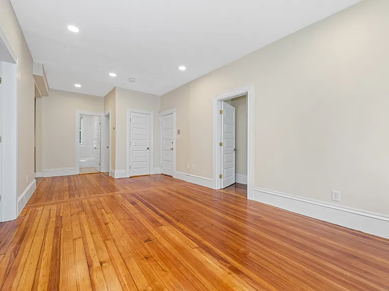 44 Brackett St #2D — Photo 20