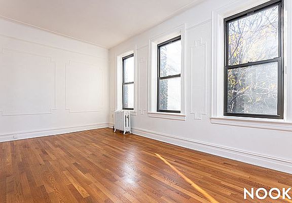 5th image of 663 Franklin Ave #1