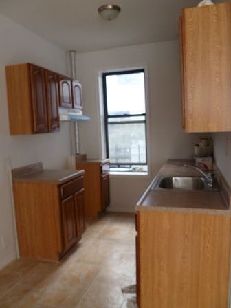 1st image of 944 42nd St APT A6