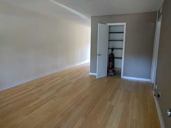 2nd image of 2303 E Side Dr APT 103