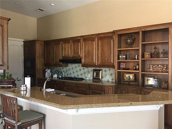 5th image of 601 E 1st St APT 310