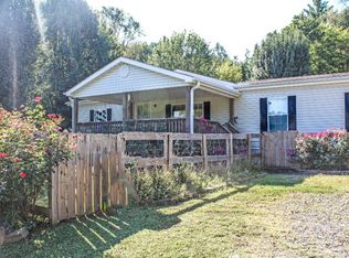 868 Hiwassee St, Murphy, NC 28906
