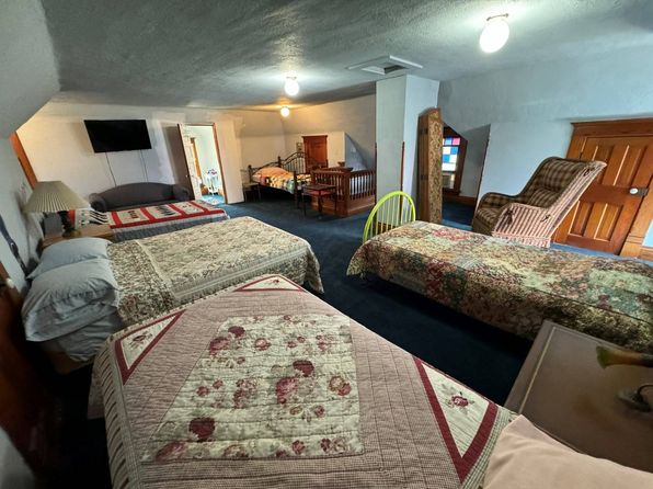 129 N Main St, Kensington, KS 66951