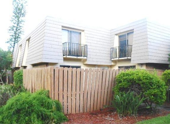 2nd image of 5549 Malt Dr APT 3