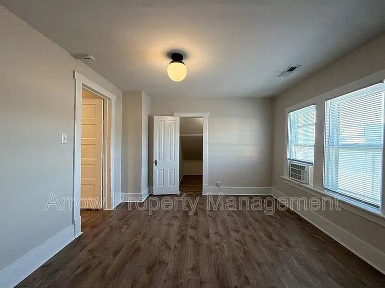 1459 Plum St #2 — Photo 12