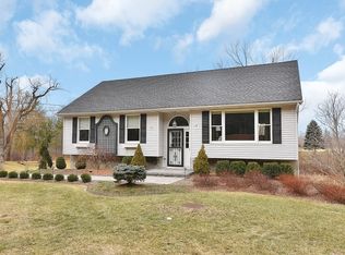 701 Limecrest Rd, Newton, NJ 07860