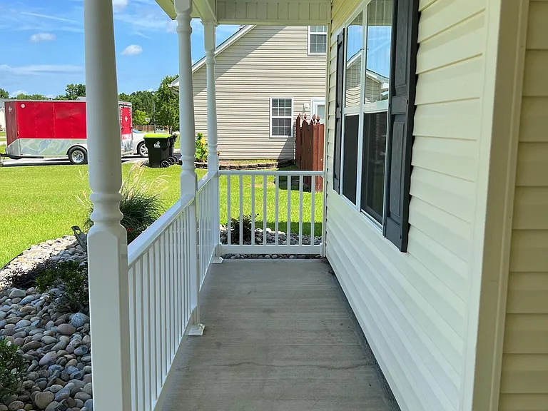 304 Mann St — Photo 4