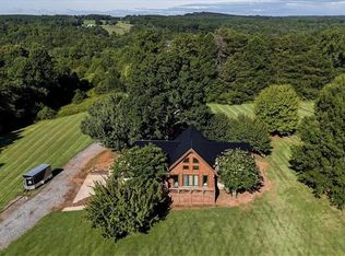 1040 Corner Rd, Pinnacle, NC 27043