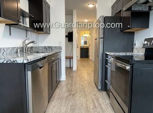 Northeast Top Floor, Newly Renovated, Large Closets, 1 Parking Space, Pet Free Building, Minneapolis, MN 55413