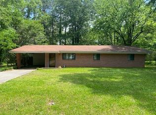 1413 Pine Dr, Hope, AR 71801
