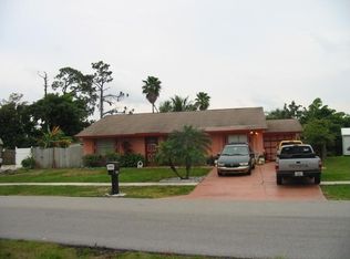 4548 Suburban Pines Dr, Lake Worth, FL 33463