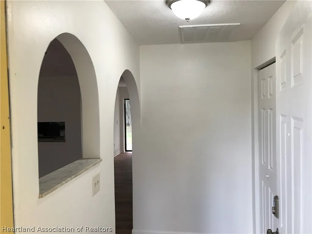 2 bed, 2.0 bath, 1016 sqft, $1,375 — Photo 2