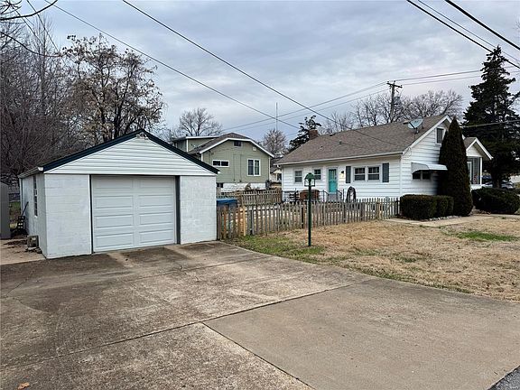 4th image of 8003 Joel Ave
