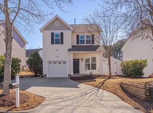 1812 Falls Landing Dr, Raleigh, NC 27614