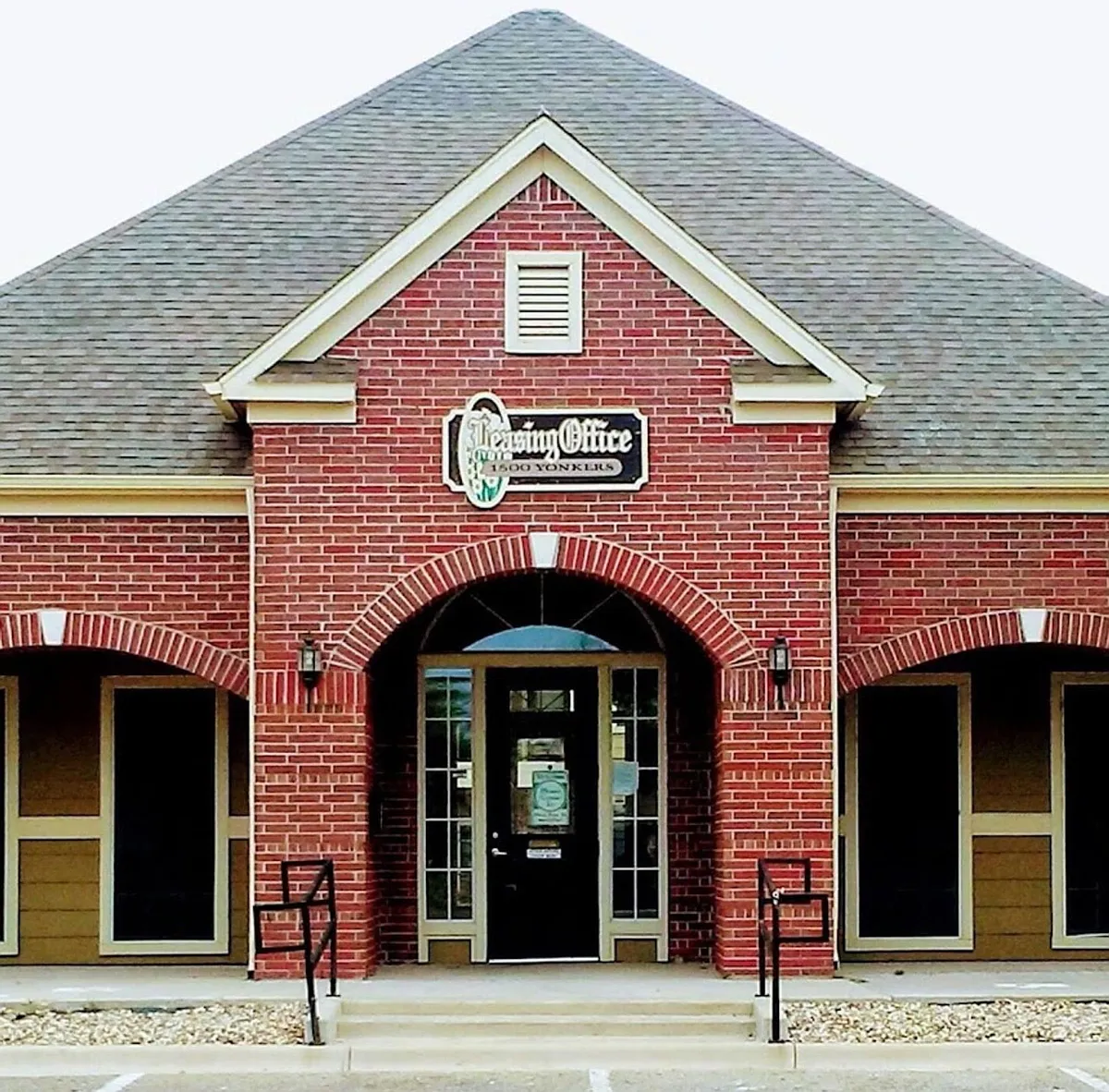 Building Photo - Stonebriar Village