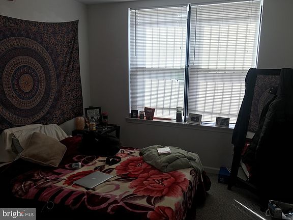 4th image of 1813 W Berks St #1