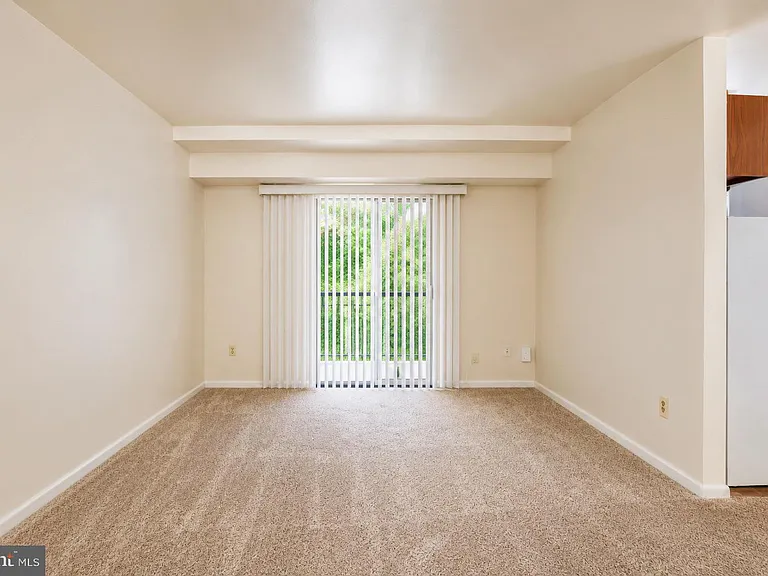 4921 Quarles St NE #103 — Photo 4