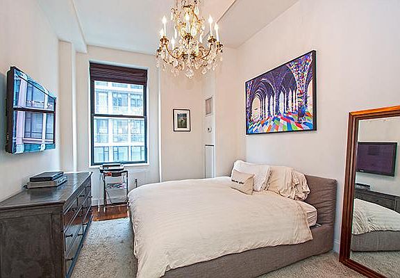 5th image of 140 W 22nd St APT 3A