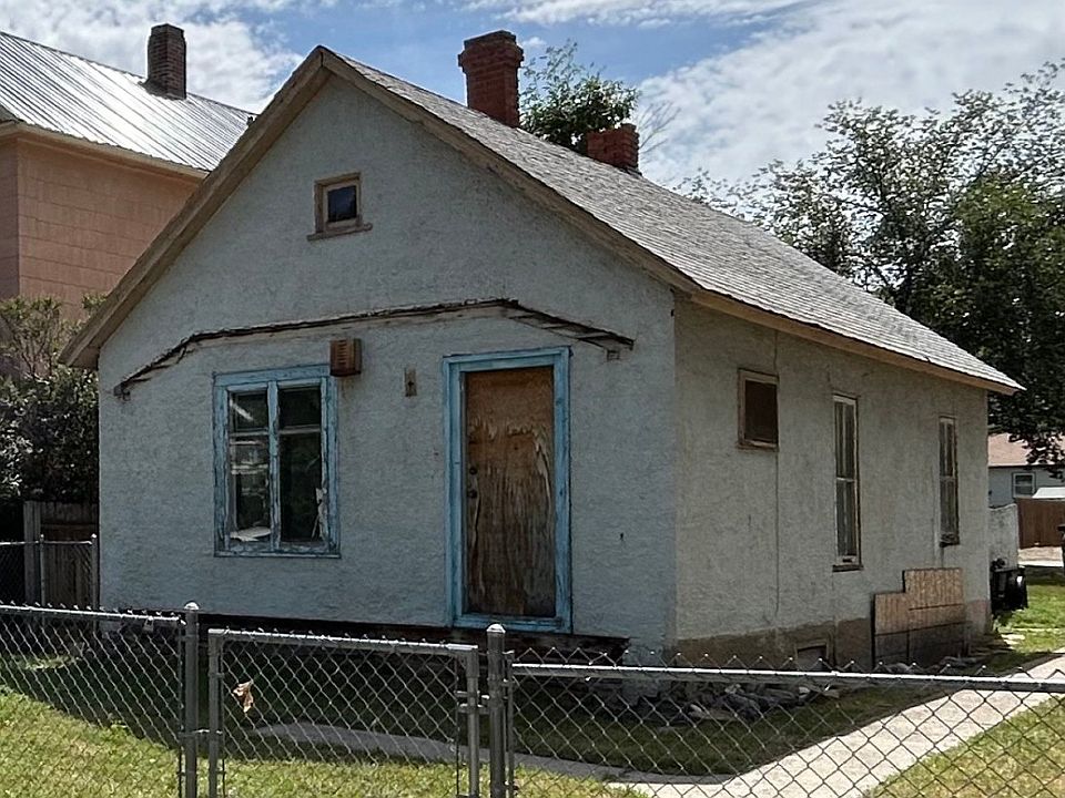 2nd image of 908 4th Ave S