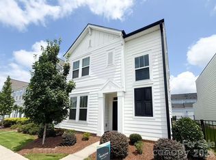 325 Johnston Dr, Pineville, NC 28134
