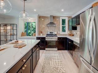 11 Concord Greene UNIT 6, Concord, MA 01742