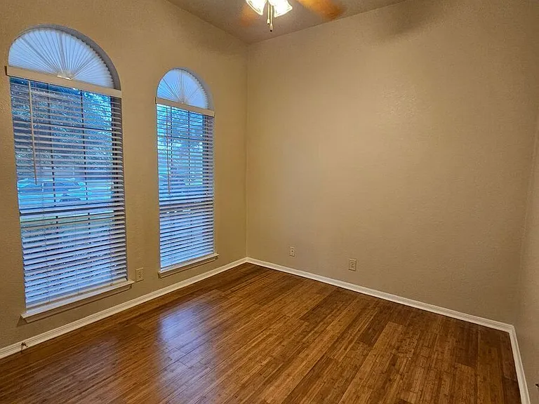 2021 Herald Dr — Photo 14