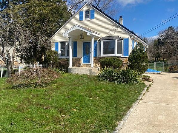 262 Eldridge Ave